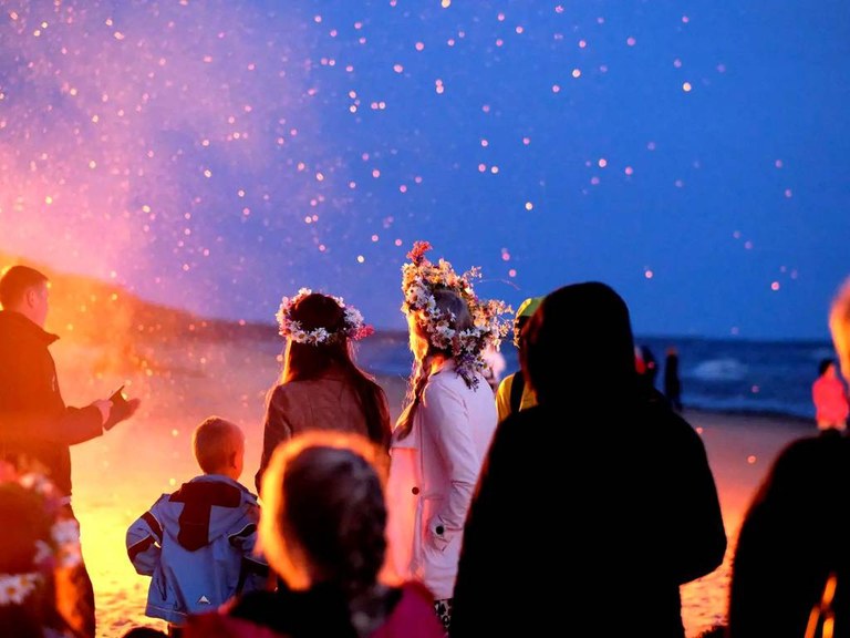 2022ko ekaineko solstizioa: badator urteko egunik luzeena