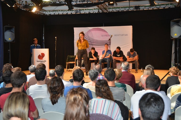 2024ko Gipuzkoa Bertsotan sailkapen fasean izena emateko epea zabaldu dute