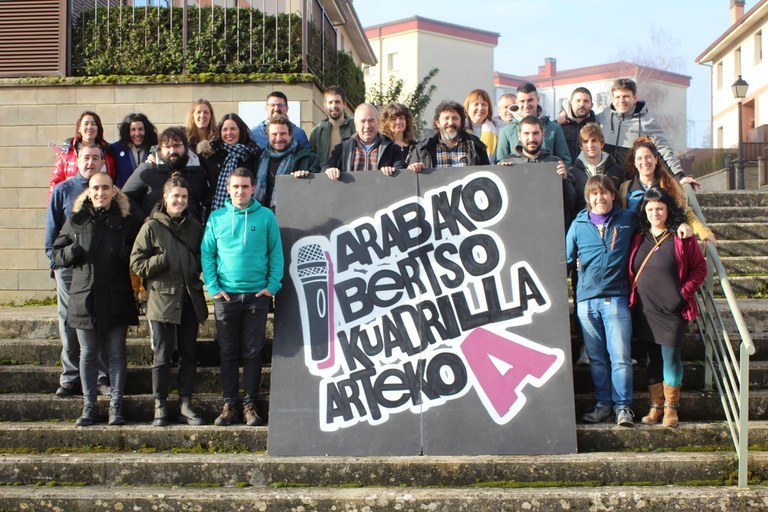 64 bertsolari arituko dira bat-batean Arabako bertso kuadrilla arteko txapelketan