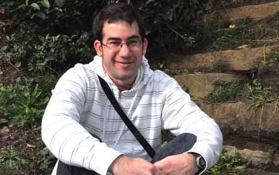 Agin Rezola: "Sujerentzia gehiago gustatu izan zait beti" Agin Rezola: "Sujerentzia gehiago gustatu izan zait beti"