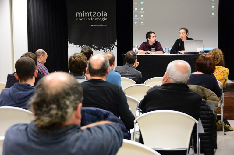 Ahozko kultur sorkuntzari buruzko ikerketentzat bi deialdi martxan Ahozko kultur sorkuntzari buruzko ikerketentzat bi deialdi martxan