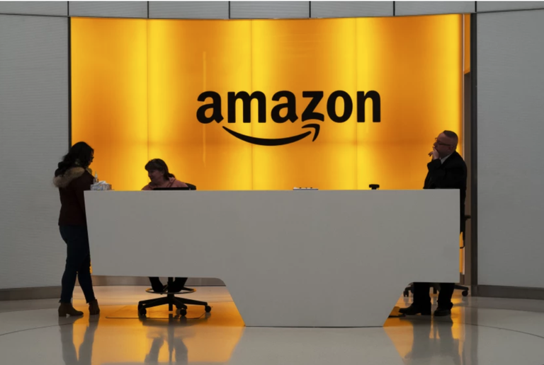 Amazon jada zure telebista eta supermerkatua da. Orain zure eskola ere izan nahi du Amazon jada zure telebista eta supermerkatua da. Orain zure eskola ere izan nahi du