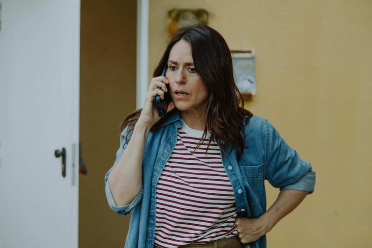 'Argi gorriak' telesailaren osagaiak: Itziar Ituño, komedia garratza eta thrillerra