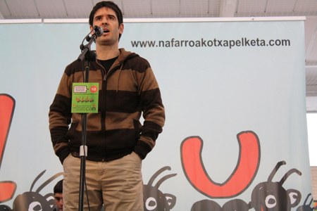 Arkaitz Goikoetxea gailendu da Nafarroako Bertsolari Txapelketako azken finalerdian Arkaitz Goikoetxea gailendu da Nafarroako Bertsolari Txapelketako azken finalerdian