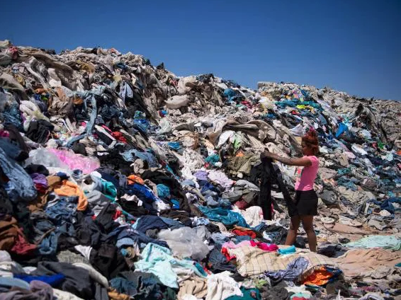 Arropa erabilia, zure armairutik eraikin baten fatxadara