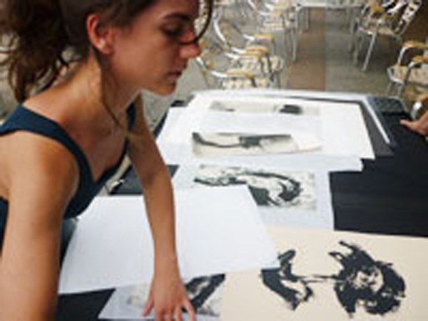Artista gazteen erakusketa Garazin Artista gazteen erakusketa Garazin