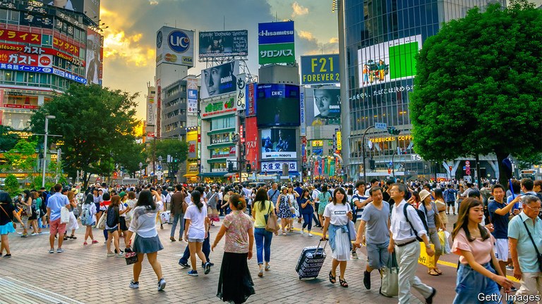 Astean lau eguneko lanaldiak Japonian Astean lau eguneko lanaldiak Japonian