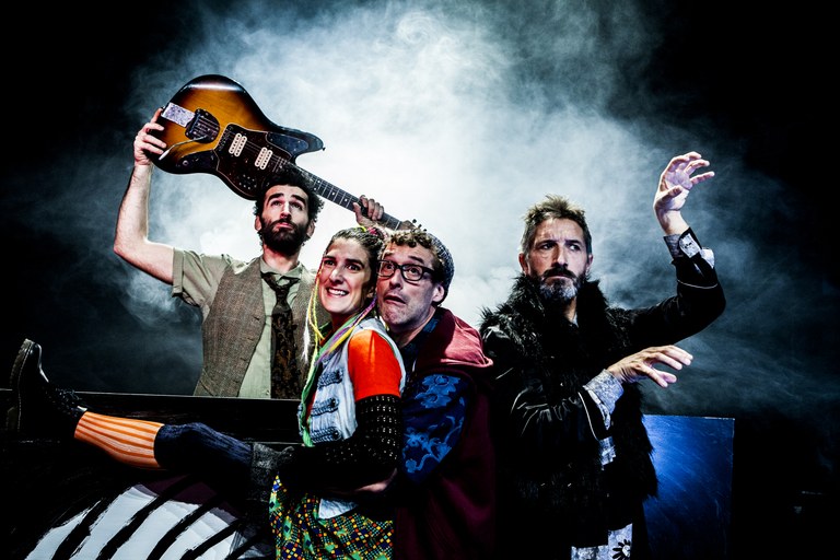 Atx Teatroaren 'Kaskarot' antzezlana gaur Hendaian Atx Teatroaren 'Kaskarot' antzezlana gaur Hendaian