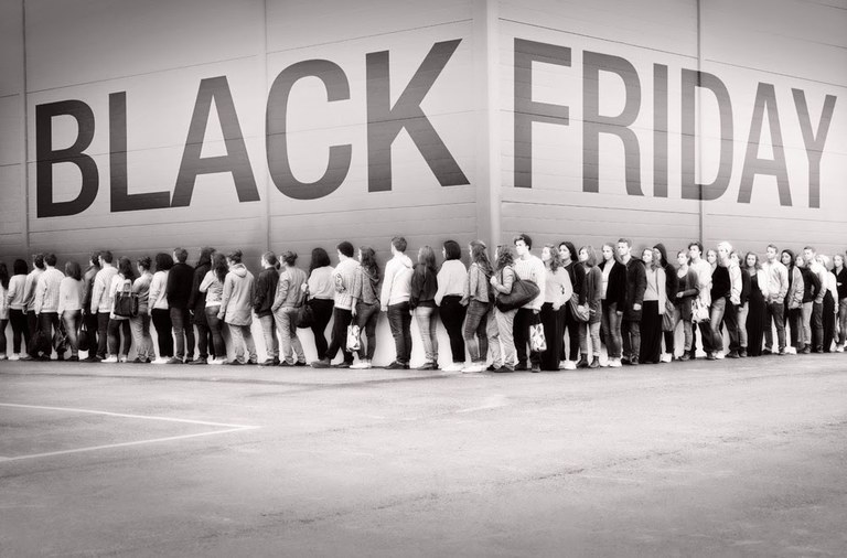 Aurtengo 'Black Friday' inoiz baino beltzagoa denda txikientzat Aurtengo 'Black Friday' inoiz baino beltzagoa denda txikientzat