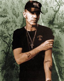 Billy Bob Thornton: Marinel tatuatua Billy Bob Thornton: Marinel tatuatua