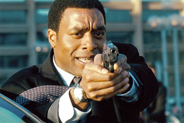 Bond, arrakastaren bidetik Bond, arrakastaren bidetik