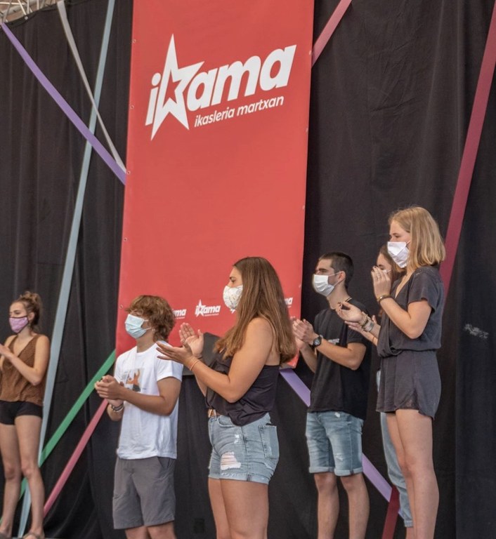 Burujabetza helburu duen erakunde berria aurkeztu dute ehunka ikaslek: Ikama Burujabetza helburu duen erakunde berria aurkeztu dute ehunka ikaslek: Ikama