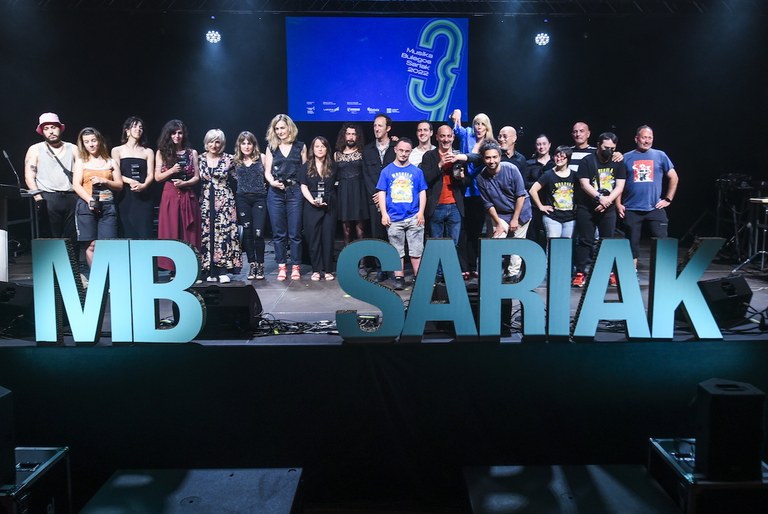 Chill Mafia, Olatz Salvador, Maite Larburu, Verde Prato eta AMAK taldeak jaso dute Musika Bulegoa Saria Chill Mafia, Olatz Salvador, Maite Larburu, Verde Prato eta AMAK taldeak jaso dute Musika Bulegoa Saria