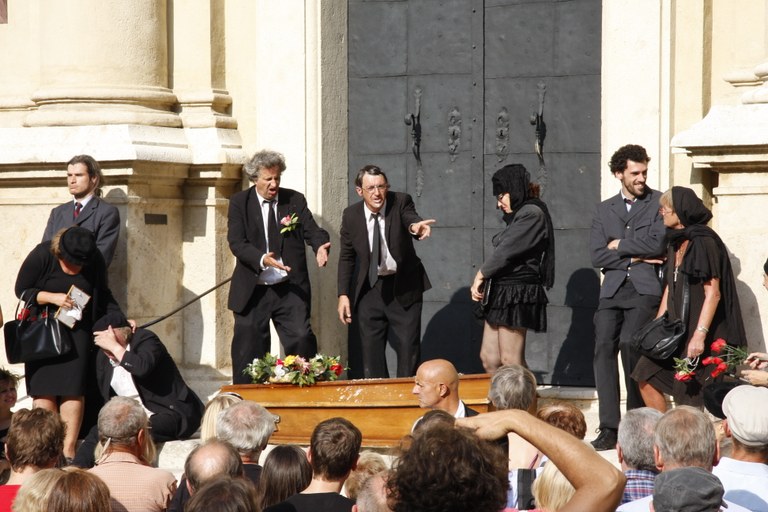 Cie Cacahuètek ikastaroa eskainiko du XX. Nazioarteko Clown eta Pailazo Jaialdian Cie Cacahuètek ikastaroa eskainiko du XX. Nazioarteko Clown eta Pailazo Jaialdian