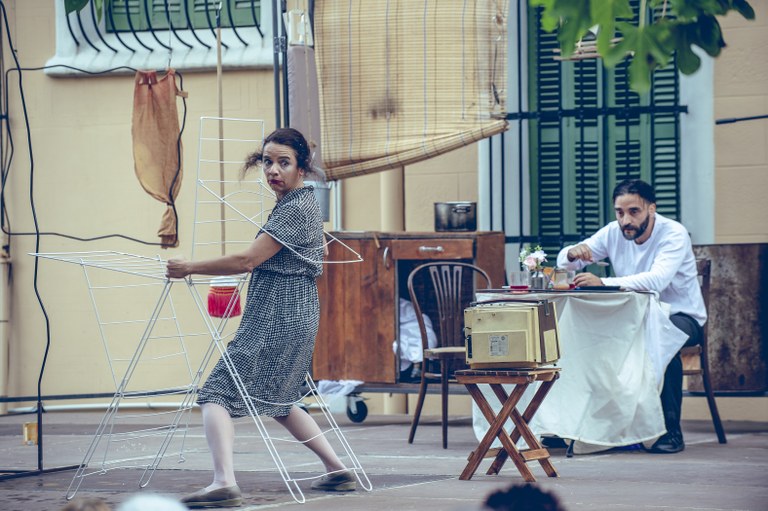 DANTZA, BERTSOA, KALE ANTZERKIA, MUSIKA ETA BESTE HAINBAT JARDUERA IZANGO DIRA BILBOKO AUZOETAN