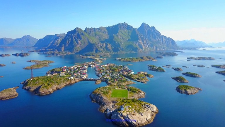 Denbora ezabatu duen irla norvegiarra Denbora ezabatu duen irla norvegiarra