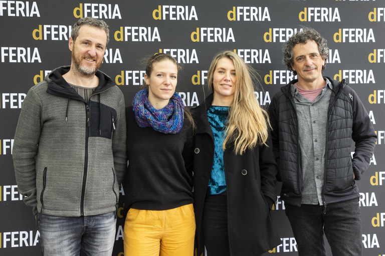 dFERIA - Harrobi Dantza Bertikala, Oreka TX.jpg