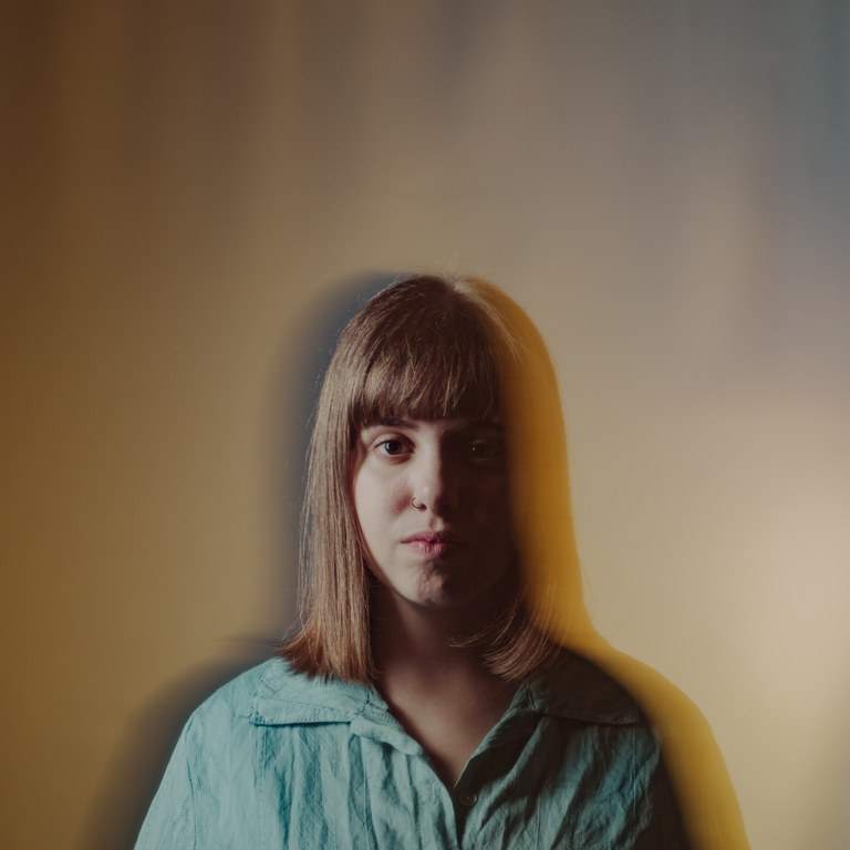 Doluaren alderdi pertsonal eta kolektiboa lantzen duen 'Dolu(s)min' diskoa kaleratu du Ilargik