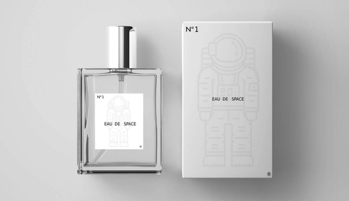 "Eau de Space": NASAk sortutako lurrin honek espazioa bezala usaintzen du "Eau de Space": NASAk sortutako lurrin honek espazioa bezala usaintzen du