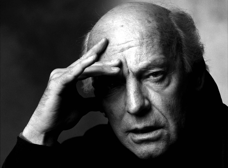Eduardo Galeano: Istorioz idatzi historia Eduardo Galeano: Istorioz idatzi historia