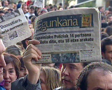 'Egunkaria auzi'ko bost auzipetuak absolbitu dituzte 'Egunkaria auzi'ko bost auzipetuak absolbitu dituzte