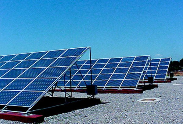 Eguzki energia izango da merkeena Eguzki energia izango da merkeena