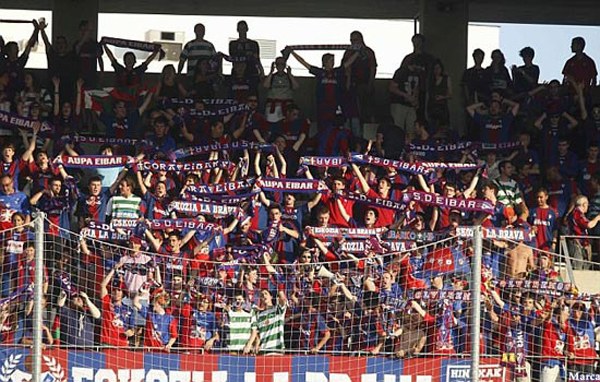 Eibar bigarren mailara igo da Eibar bigarren mailara igo da