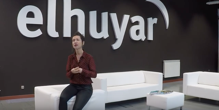 Elhuyarrek prestatutako “COVID-19aren izurria argitzen” bideo-pilulak zabalduko dira gaur hasita Elhuyarrek prestatutako “COVID-19aren izurria argitzen” bideo-pilulak zabalduko dira gaur hasita