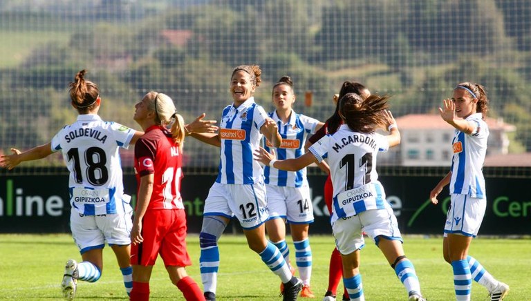 Eliteko emakume futbolarien erdiak ez du soldatarik jasotzen (oraindik) Eliteko emakume futbolarien erdiak ez du soldatarik jasotzen (oraindik)