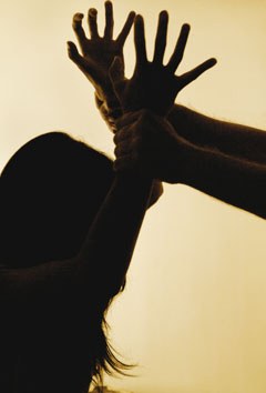 Emakumeen kontrako indarkeria kalean salatzeko eguna da gaur Emakumeen kontrako indarkeria kalean salatzeko eguna da gaur