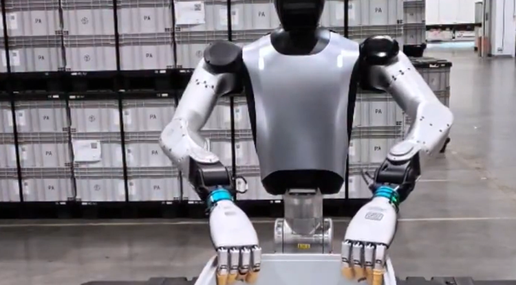 Enpresetan lanak egiteko giza itxurako robotak alokatzea