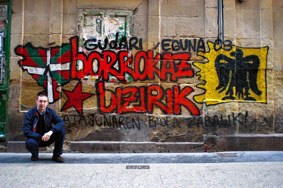 Eoin OBroin: Antz handia dute egungo Euskal Herriak eta 80ko Irlandak Eoin OBroin: Antz handia dute egungo Euskal Herriak eta 80ko Irlandak
