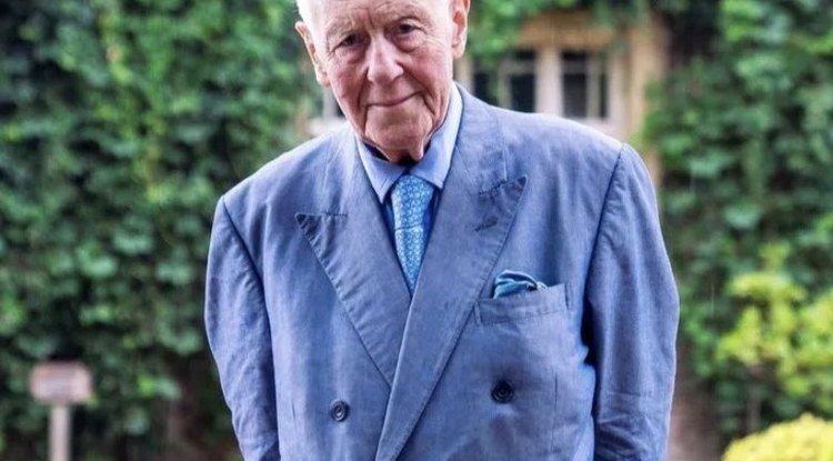 Erresuma Batuko 79 urteko gizon aristokrata semea izateko emazte bila ari da: eskatzen dituen ezaugarriak