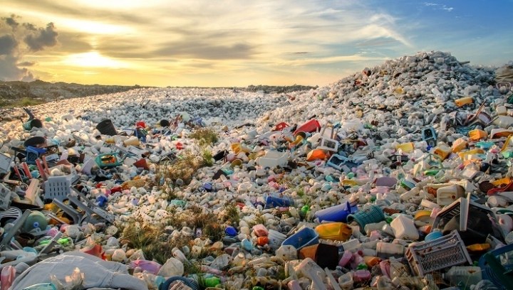 Erronka: 2025ean plastikoa erabiltzeari uztea Erronka: 2025ean plastikoa erabiltzeari uztea