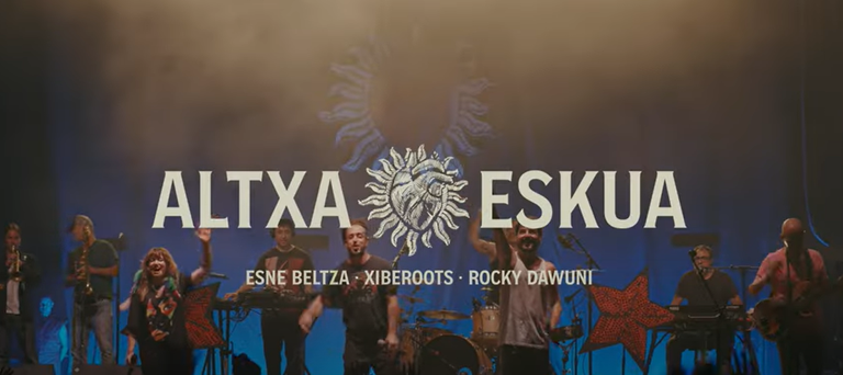 Esne Beltzak 'Altxa eskua' kantuaren bideoklipa kaleratu du