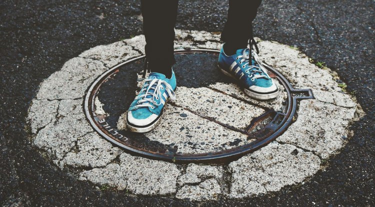 Estoldetako tapak biribilak izatearen arrazoiak