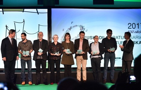 Euskadi Literatura Sariak banatu dituzte Euskadi Literatura Sariak banatu dituzte
