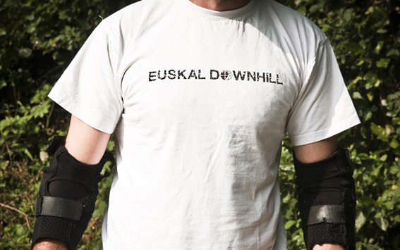 Euskal Downhill, maldak gatibatuta Euskal Downhill, maldak gatibatuta