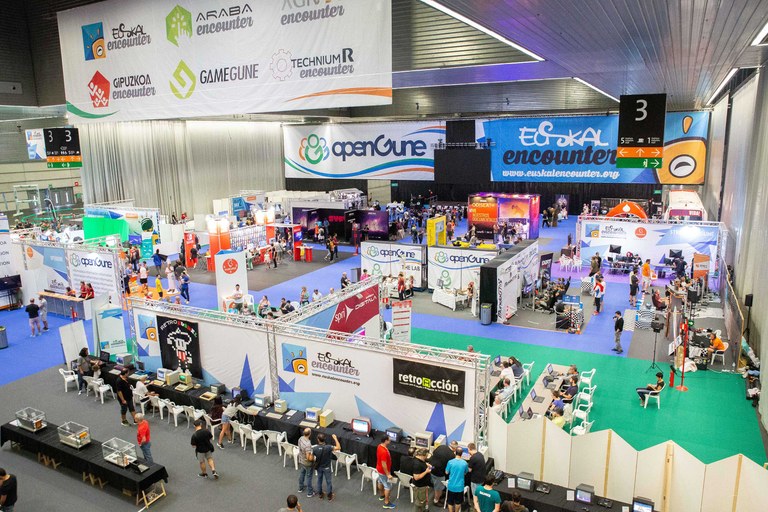 Euskal Encounter informatika-topaketaren 30.edizioa hasiko da bihar