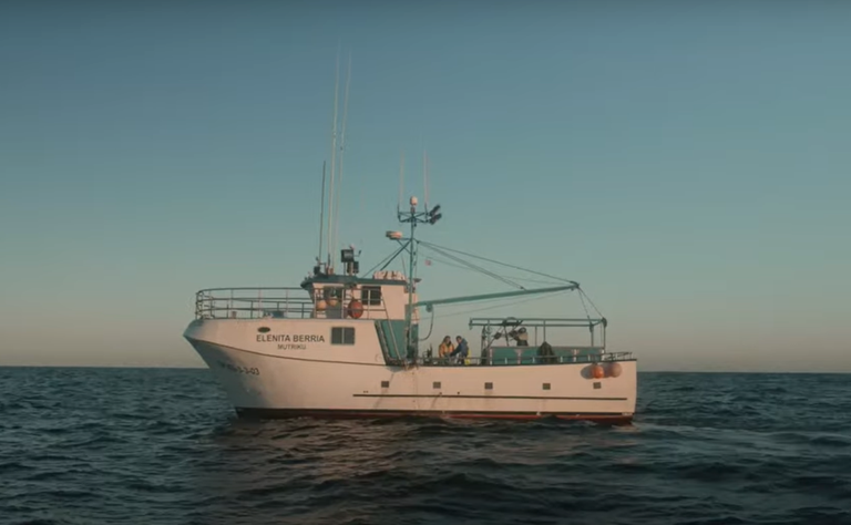 Euskal Herriko artisau-arrantzari buruzko 'Itsasoiko' dokumentala estreinatuko dute Donostian