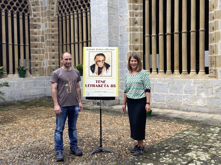 Euskal Herriko historia hurbilaz idazteko Tene Mujika beka martxan Euskal Herriko historia hurbilaz idazteko Tene Mujika beka martxan