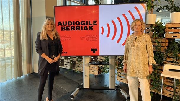 Euskarazko soinu fikzioa sustatzeko audiogile bila ari dira EITB eta Tabakalera Euskarazko soinu fikzioa sustatzeko audiogile bila ari dira EITB eta Tabakalera