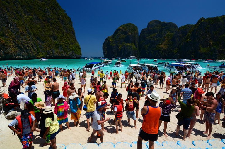 Ez duzu 'The Beach' filmeko hondartza zapalduko Ez duzu 'The Beach' filmeko hondartza zapalduko