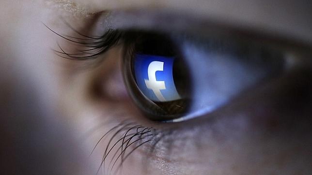 Facebook alboratzeko bost aukera Facebook alboratzeko bost aukera