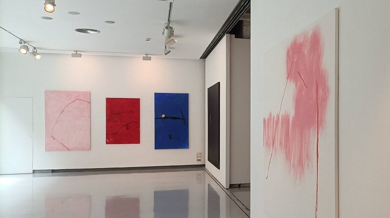 Garazi Etxebarria Azurmendiren margolanez osatutako erakusketa jarri dute Bilboko Rekalde aretoan