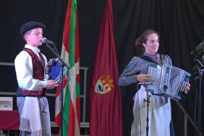 Gazteen txapelketak eta sariketa Zarautzen Gazteen txapelketak eta sariketa Zarautzen