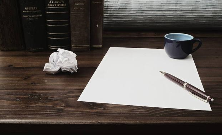 Gazteentzako poesia lehiaketa martxan