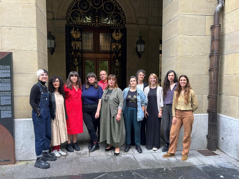 Gipuzkoako bost artistaren 'Bidegurutzeak' erakusketa jarri dute Donostian