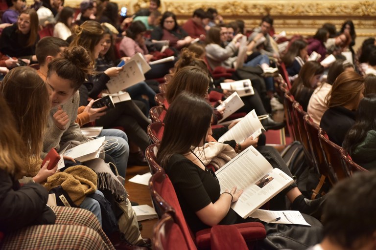 Giza Eskubideen 20. Zinemaldiko Gazte Epaimahaian parte hartzeko izen-ematea ireki dute