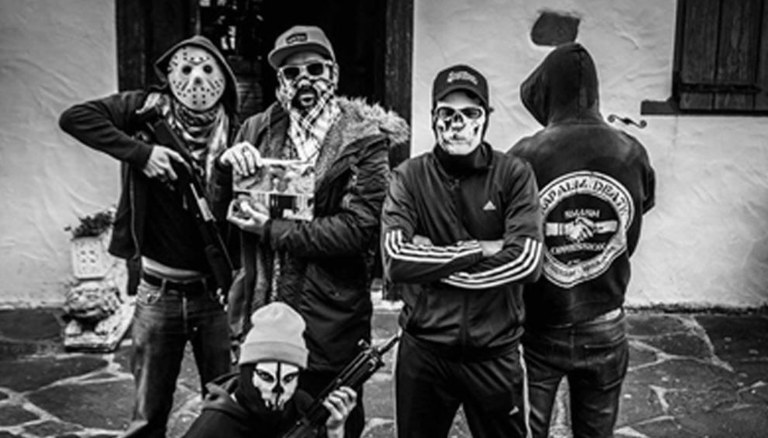 Gorpuzkingz: “Entzun, dantzatu eta ongi pasatu, ez dago besterik.” Gorpuzkingz: “Entzun, dantzatu eta ongi pasatu, ez dago besterik.”